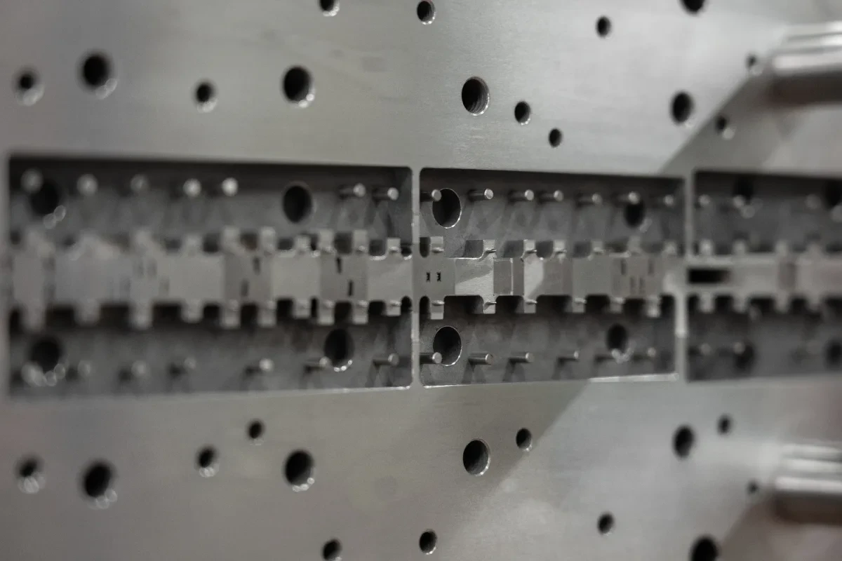 Custom metal stamping die manufacturing