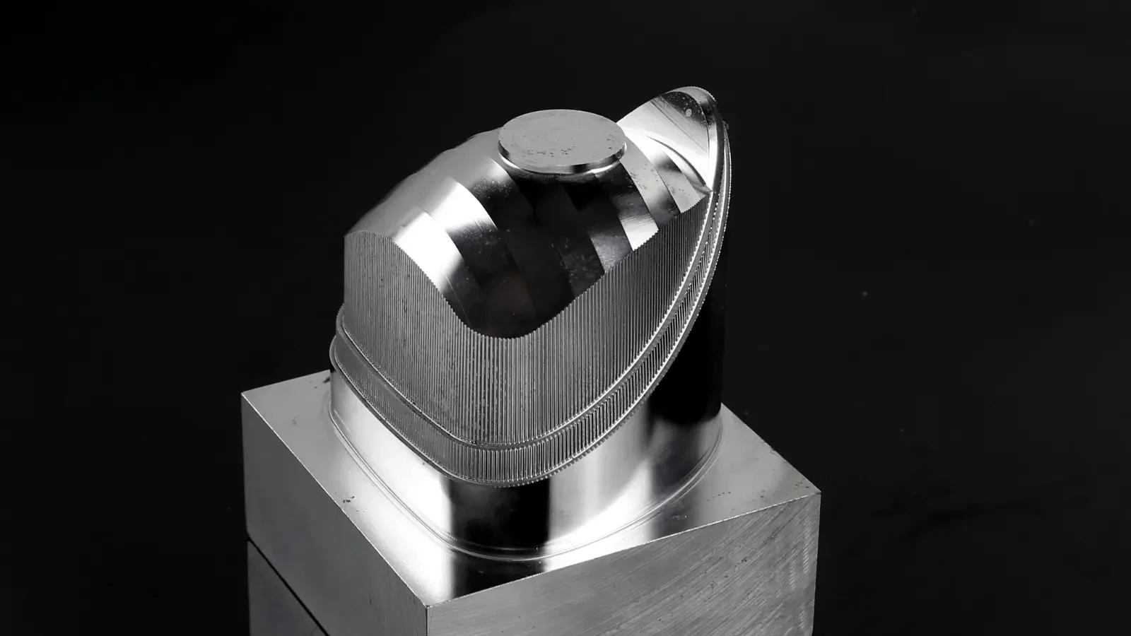 simultaneous 5 axis vs 3+2 axis cnc machining