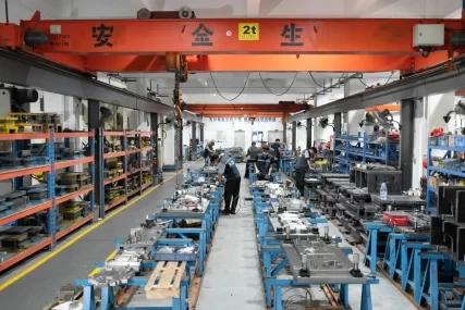 metal stamping die factory2